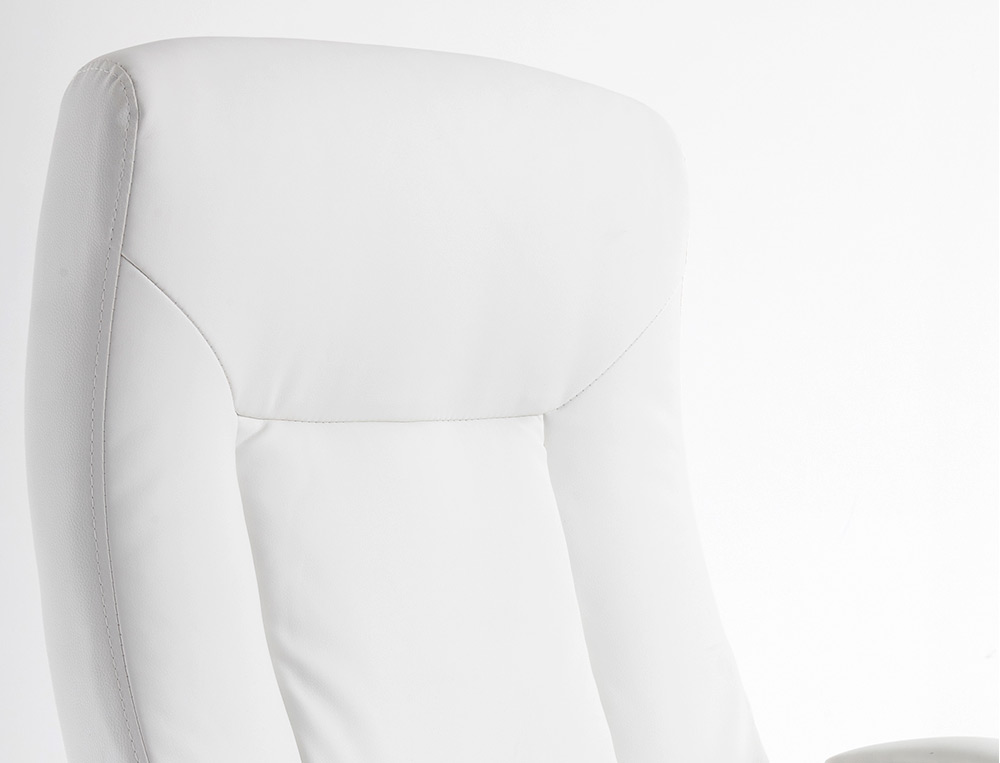 FAUTEUIL DE DIRECTION Q-CONNECT VERONA SIMILI CUIR BASE ACIER CHROME HAUTEUR MAX 1210MM LARGEUR 650MM PROF 730MM BLANC