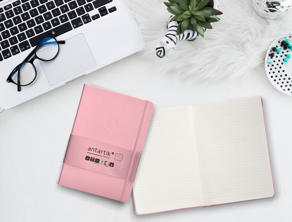 CARNET A5 ANTARTIK NOTES LIGNECOUVERTURE RIGIDE FERMETURE ELASTIQUE 200 PAGES 80GR COLORIS ROSE PASTEL